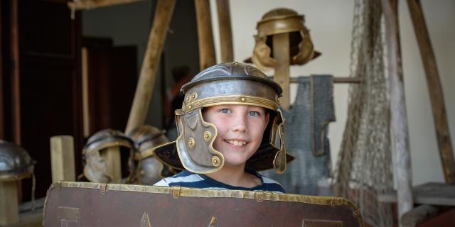 Romeinse helm.jpg