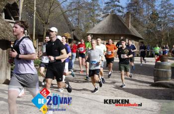 De 20 van Alphen dwars door Archeon 