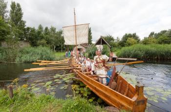 De Victoria te water in Museumpark Archeon!