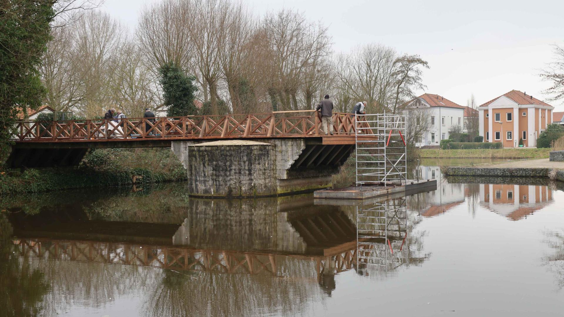 Romeinse brug in Archeon krijgt grondige renovatie