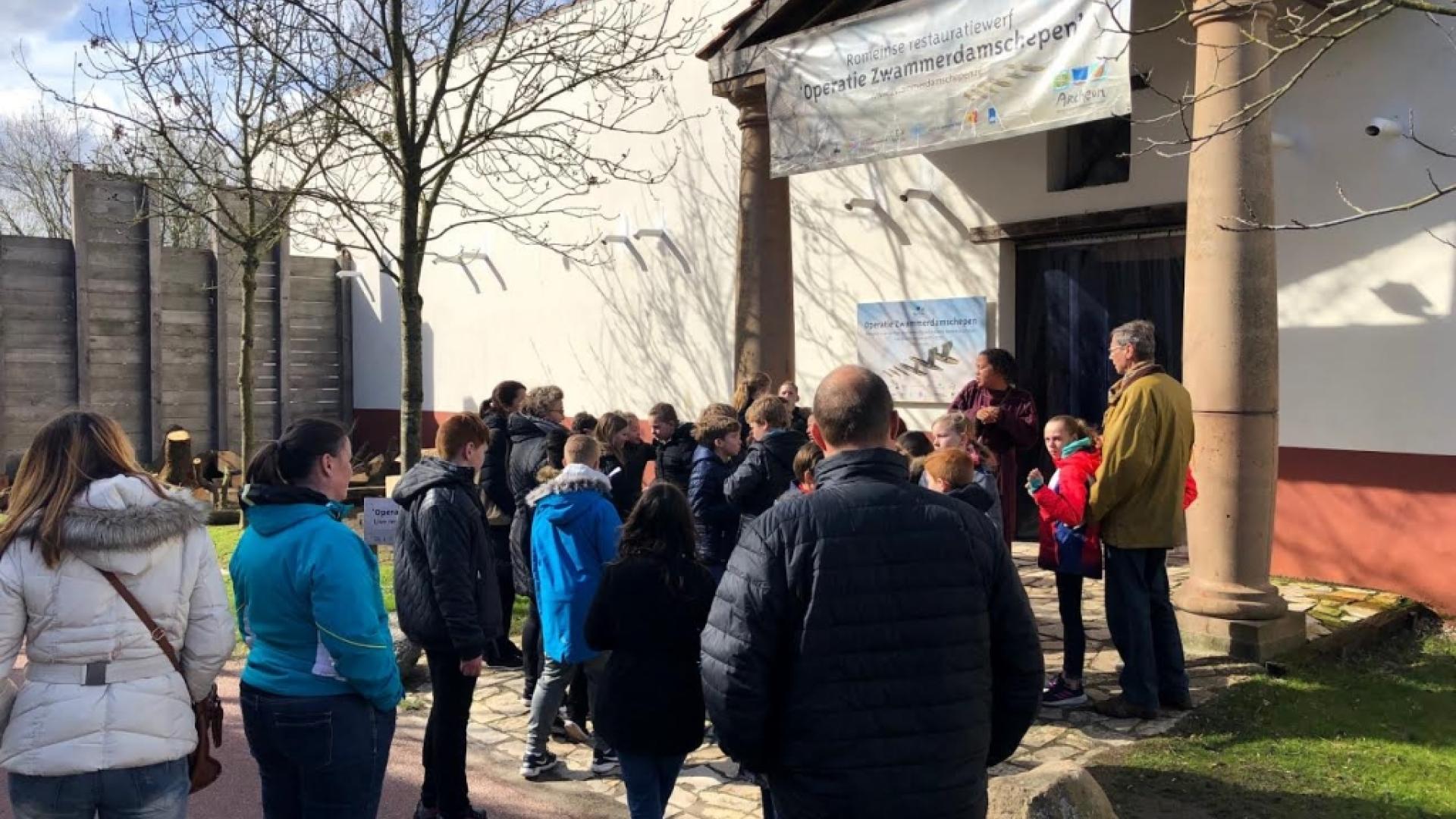 Slimme klas tijdens Cultuurpaletbezoek Zwammerdamschepen