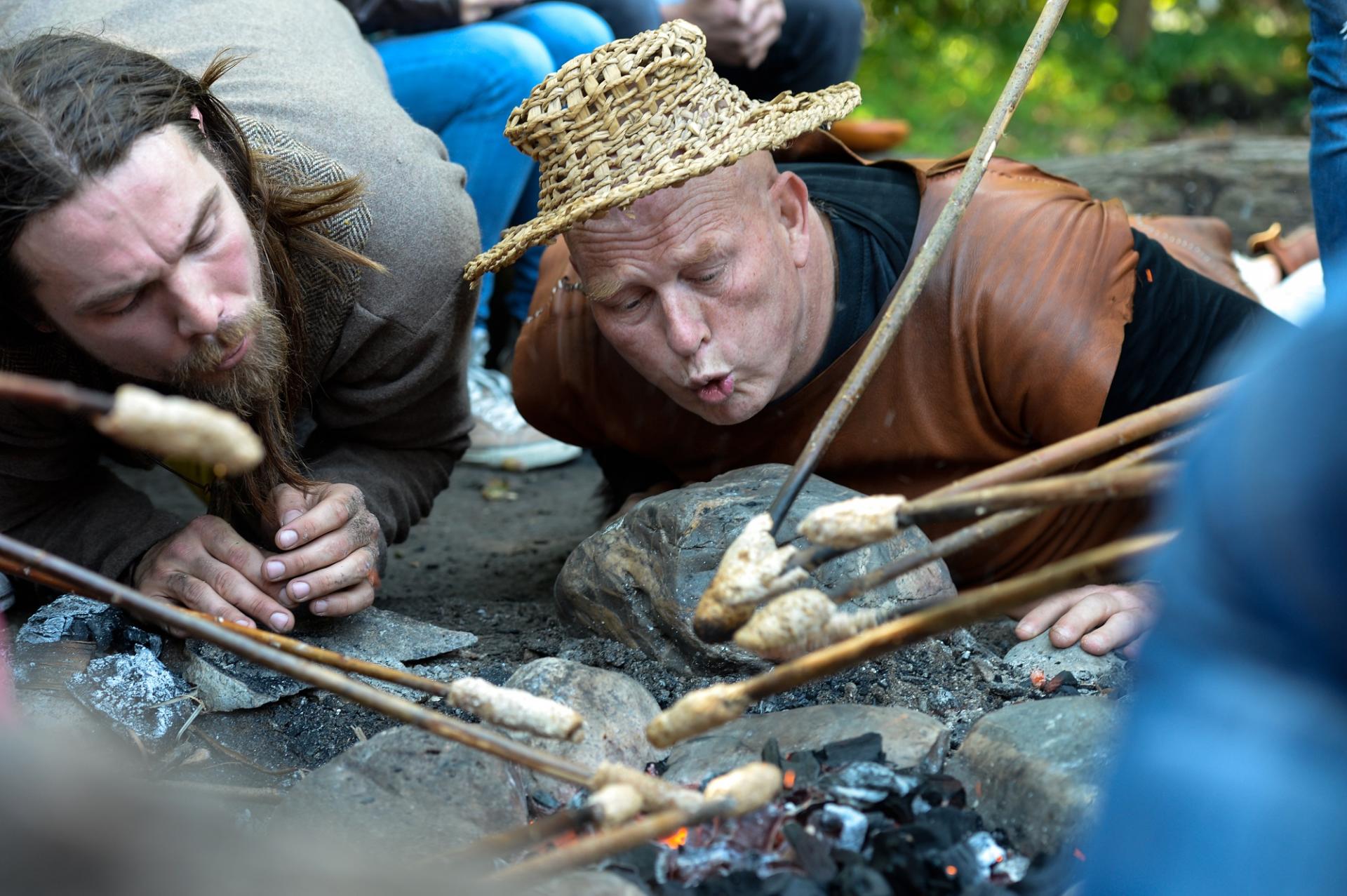 Proef historische lekkernijen tijdens Archeon Culinair in Museumpark Archeon