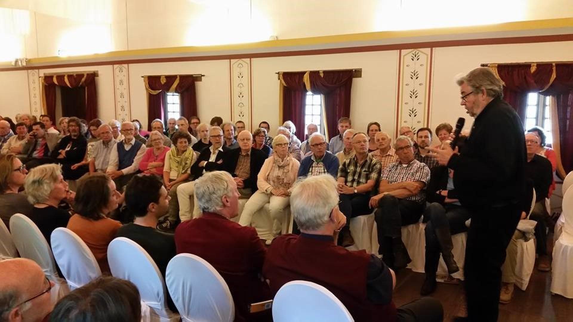 Zeer inspirerende lezing van professor Maarten van Rossem