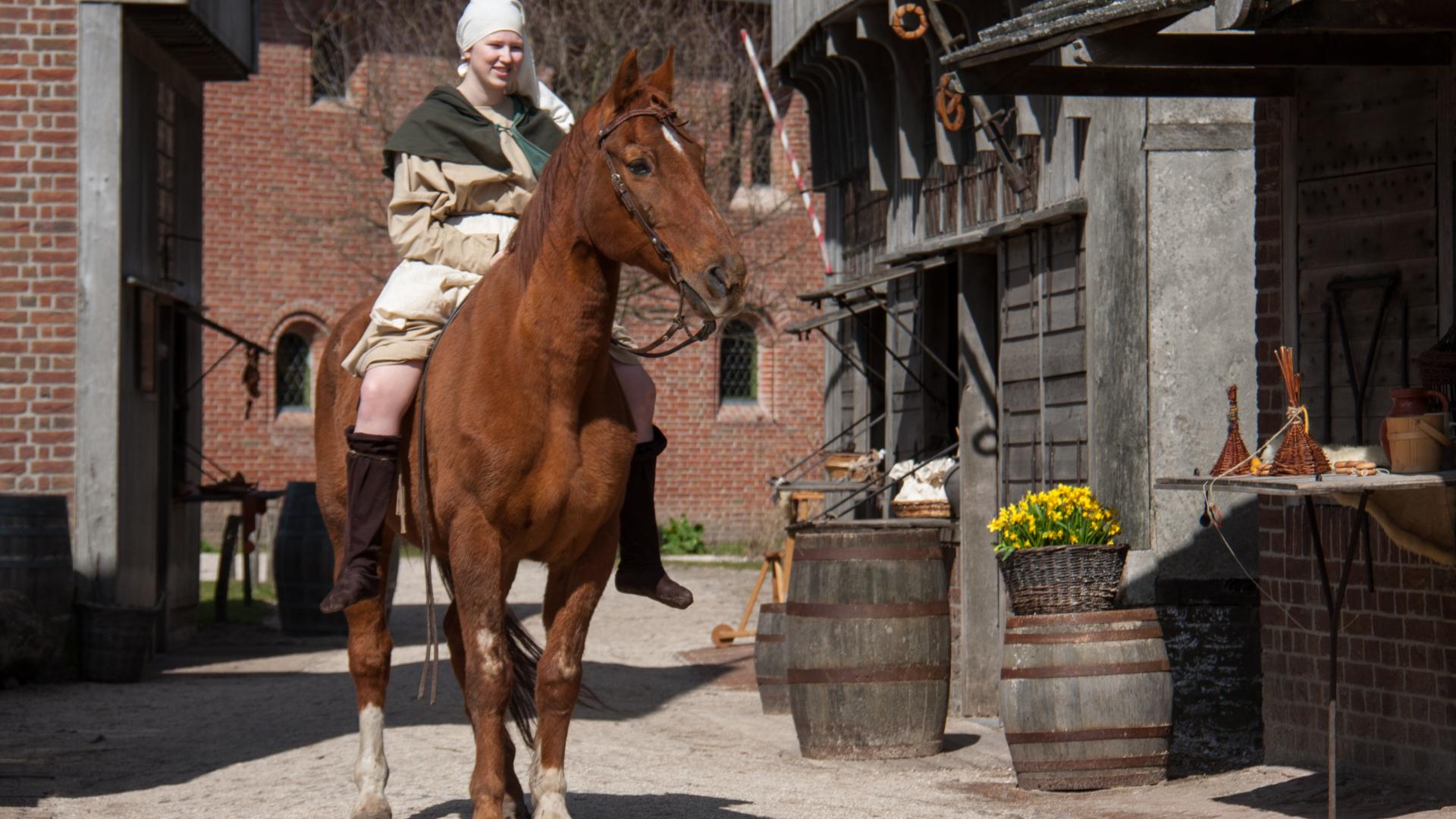 Vier het Voorjaar op Archeon