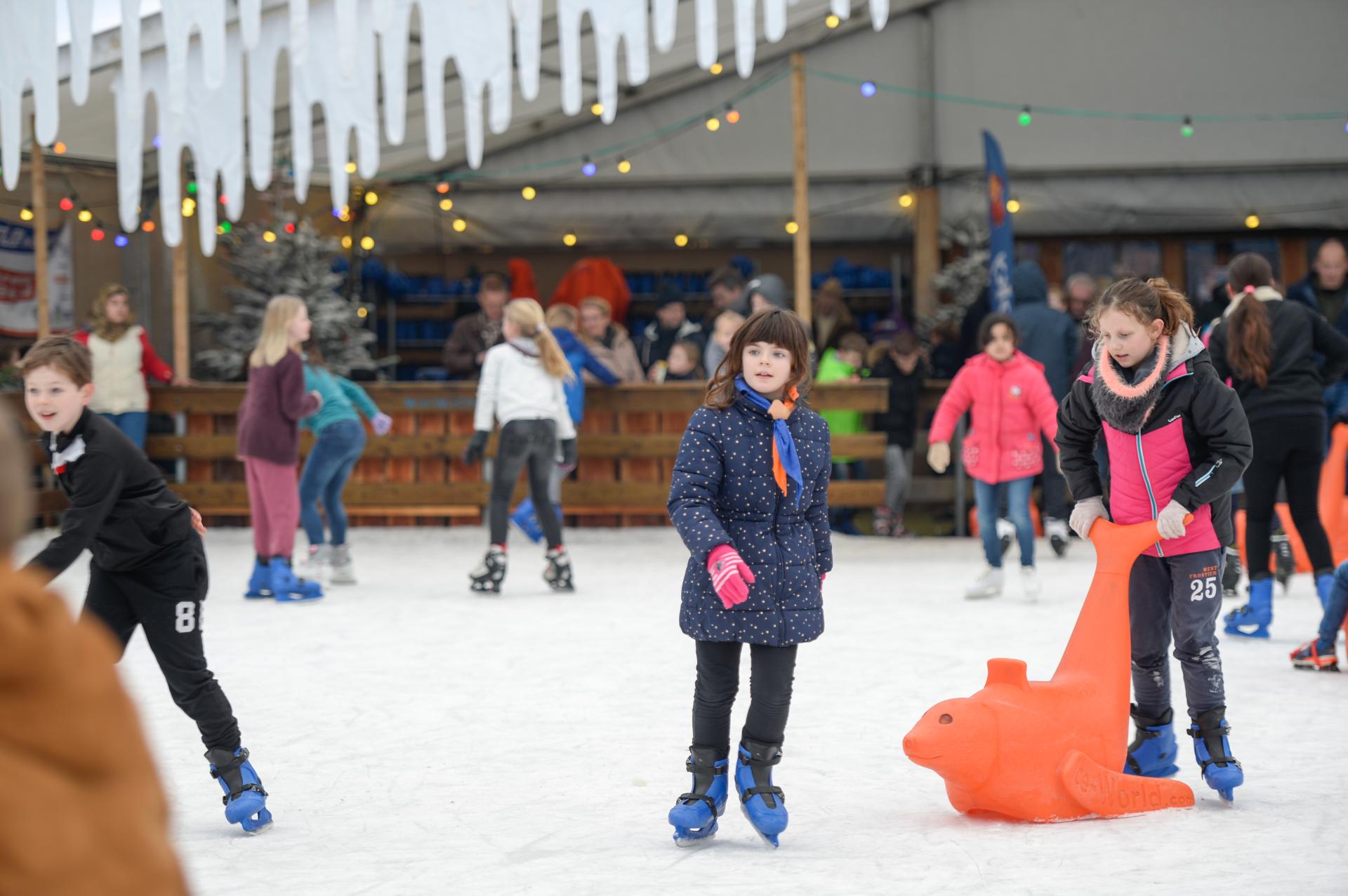 Reserveer schoolschaatsen 