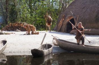 Kinderen breken hut af